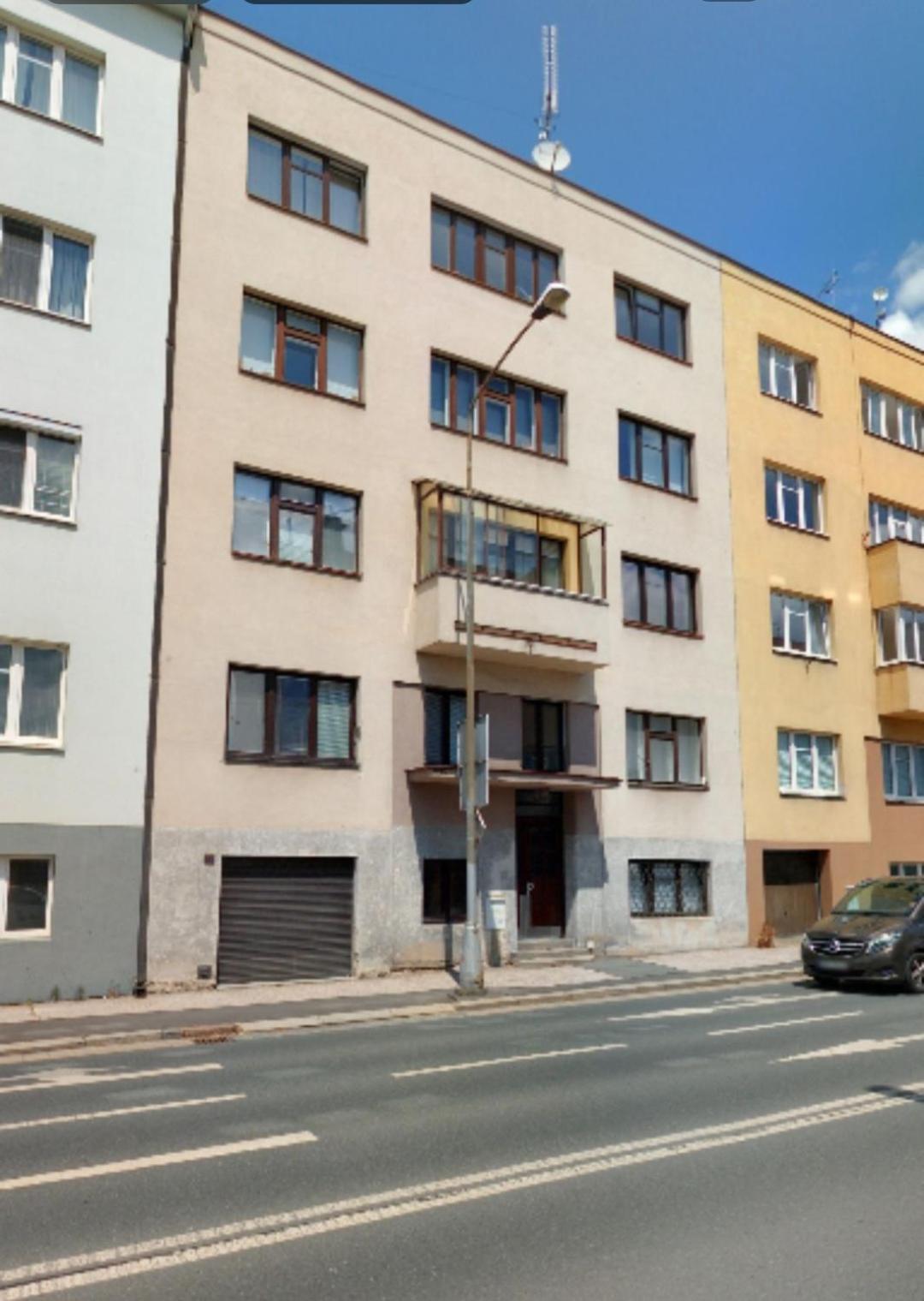 B&B Resslova Hradec Králové Buitenkant foto