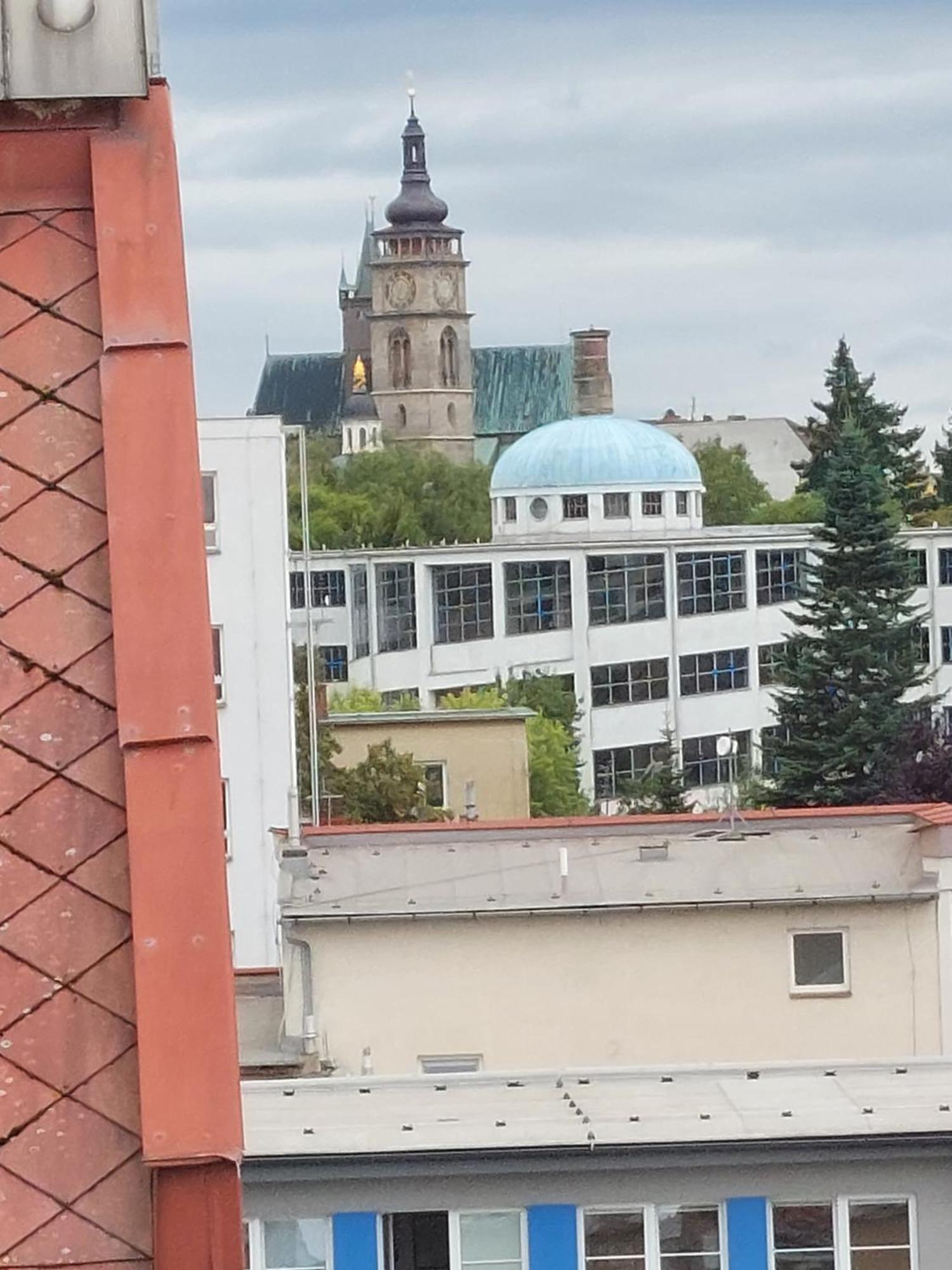 B&B Resslova Hradec Králové Buitenkant foto